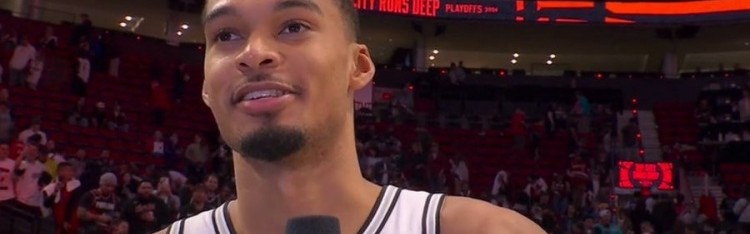 JRS直播-文班生涯首个季后赛客场拿下至少25分5盖帽 NBA历史首人！
