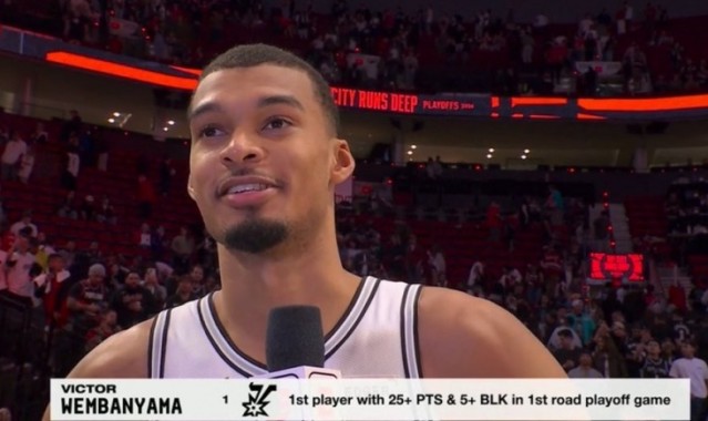 JRS直播-文班生涯首个季后赛客场拿下至少25分5盖帽 NBA历史首人！