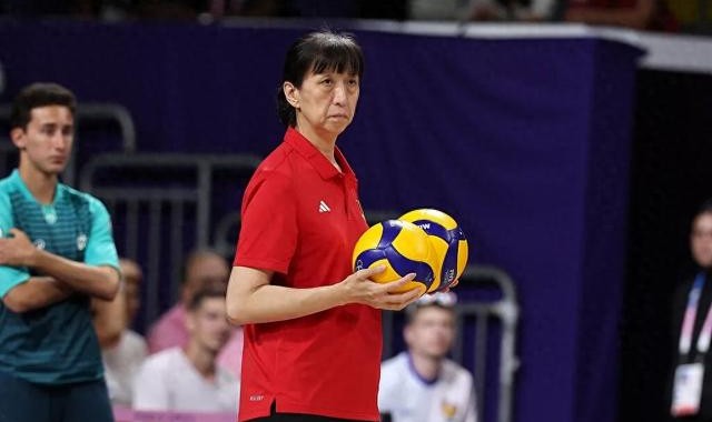 乐视体育-赖亚文，当选新一届中国排球协会主席|新华社|中国女排|郎平|王宝泉|蔡斌_新浪新闻