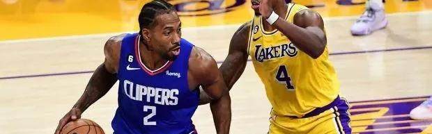 低调看直播-替补上阵完成复出首秀！莱昂纳德仍是詹皇最大克星