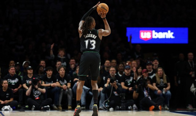 NBA直播-道苏姆季后赛替补出战砍下43分 近50年来最高&amp;16年库里曾砍40分